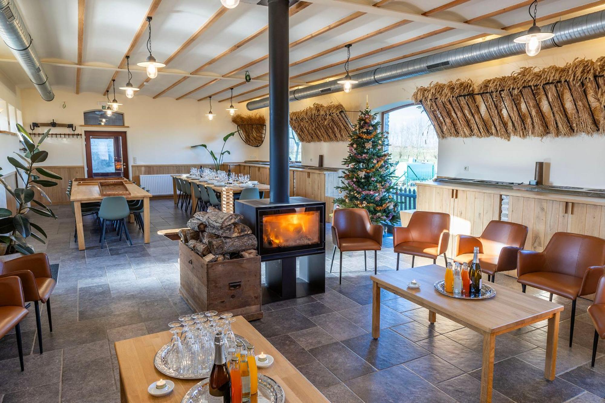 Holiday Home 'T Hof Der Witte Damen Veurne Bagian luar foto